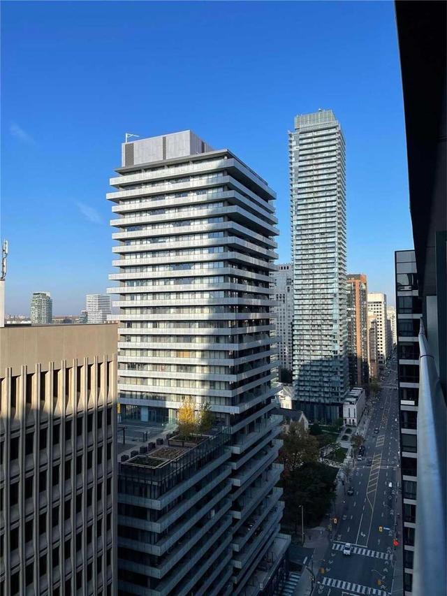 2308 - 955 Bay St, Condo with 1 bedrooms, 1 bathrooms and 0 parking in Toronto ON | Image 12