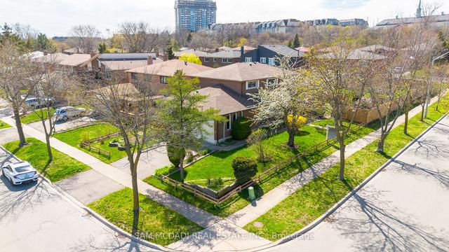 2574 Morrison Ave, House detached with 4 bedrooms, 3 bathrooms and 4 parking in Mississauga ON | Image 30