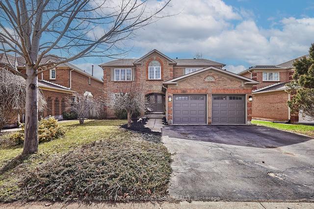 2100 Schoolmaster Circ, House detached with 4 bedrooms, 3 bathrooms and 4 parking in Oakville ON | Image 1