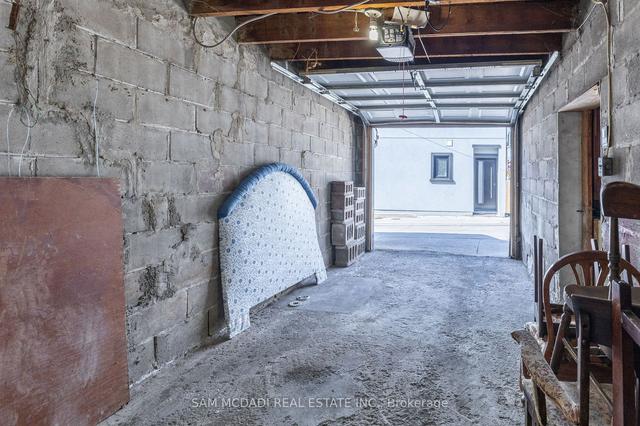 238a Bathurst St, House attached with 3 bedrooms, 2 bathrooms and 2 parking in Toronto ON | Image 27
