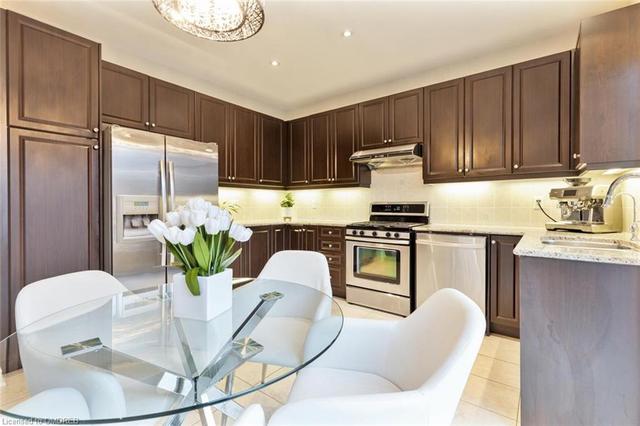 3292 Skipton Lane, House detached with 3 bedrooms, 3 bathrooms and 3 parking in Oakville ON | Image 7