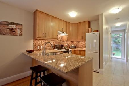 8 Twelfth St, House detached with 2 bedrooms, 2 bathrooms and 1 parking in Toronto ON | Image 5