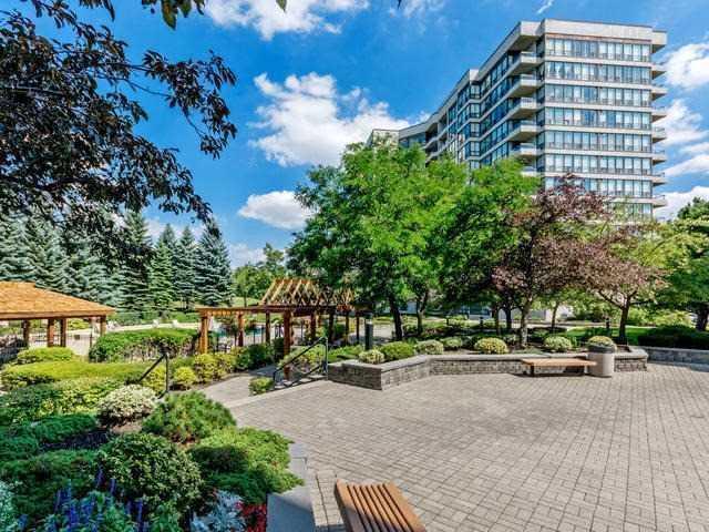 1013 - 12 Laurelcrest St, Condo with 2 bedrooms, 2 bathrooms and 2 parking in Brampton ON | Image 18