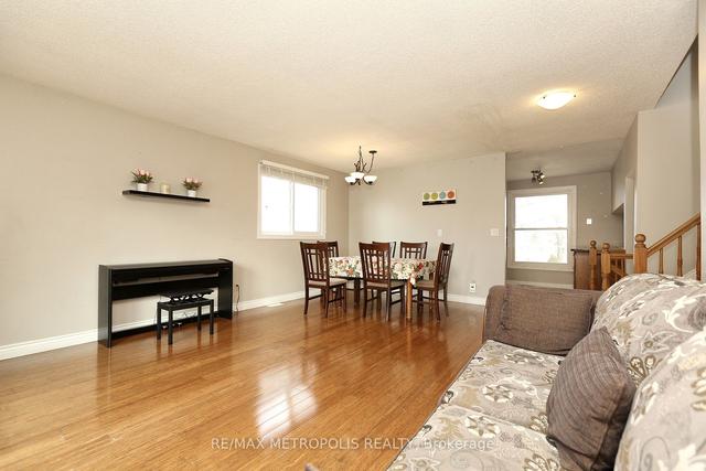 812 Cataraqui Woods Dr, House detached with 3 bedrooms, 3 bathrooms and 3 parking in Kingston ON | Image 5
