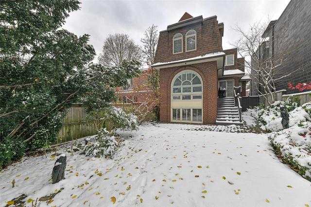 45 Dunvegan Rd, House detached with 3 bedrooms, 4 bathrooms and 5 parking in Toronto ON | Image 20