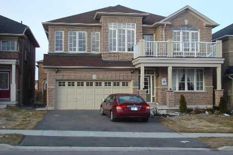 25 Moldovan Dr, House detached with 4 bedrooms, 3 bathrooms and 4 parking in Brampton ON | Image 1