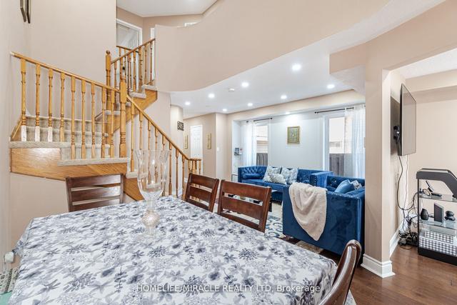 4129 Goldenrod Cres, House semidetached with 3 bedrooms, 4 bathrooms and 4 parking in Mississauga ON | Image 32