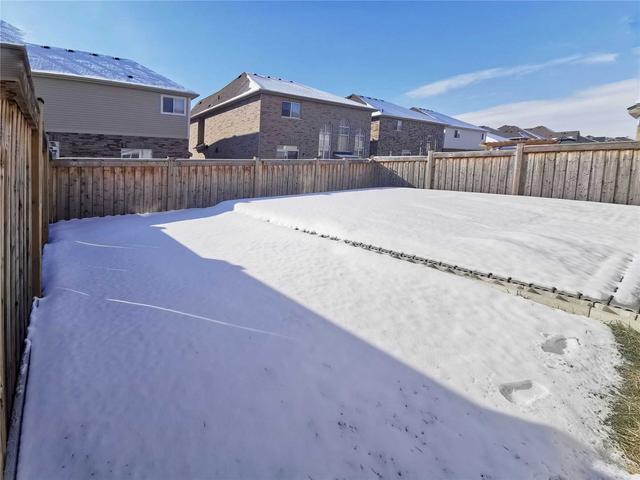19 Bud Leggett Cres, House detached with 3 bedrooms, 3 bathrooms and 4 parking in Georgina ON | Image 9