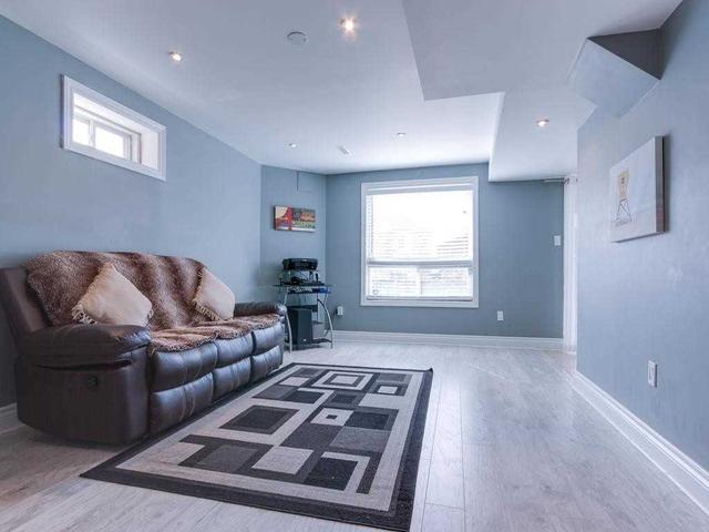 207 Bean Cres, House semidetached with 3 bedrooms, 3 bathrooms and 2 parking in Ajax ON | Image 24