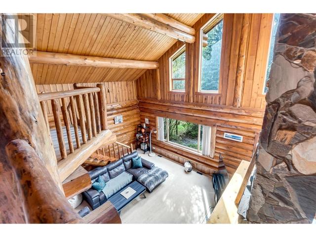 1475 Bowron Road, House detached with 4 bedrooms, 3 bathrooms and null parking in Fraser Fort George D BC | Image 15