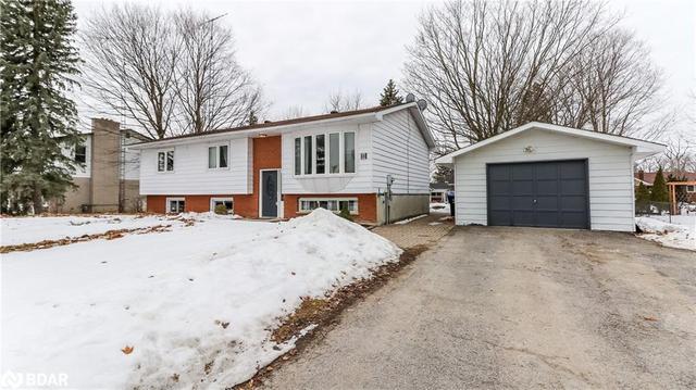 8 Huron Street, House detached with 4 bedrooms, 2 bathrooms and null parking in Springwater ON | Image 12