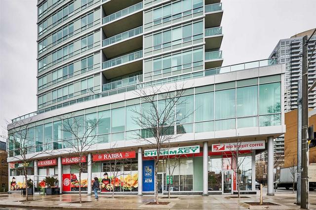 422 - 120 Homewood Ave, Condo with 2 bedrooms, 2 bathrooms and 1 parking in Toronto ON | Image 12