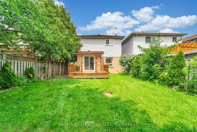 3347 Greenbelt Cres, House detached with 3 bedrooms, 2 bathrooms and 2 parking in Mississauga ON | Image 19