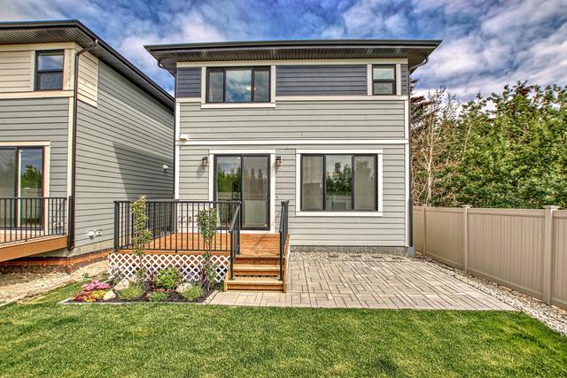 150 West Grove Lane Sw, House detached with 4 bedrooms, 3 bathrooms and 4 parking in Calgary AB | Image 38