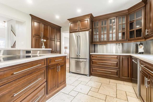 1469 Abbeywood Dr, House detached with 4 bedrooms, 4 bathrooms and 6 parking in Oakville ON | Image 16