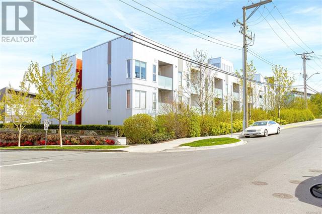 301 - 767 Tyee Rd, Condo with 0 bedrooms, 1 bathrooms and 1 parking in Victoria BC | Image 19