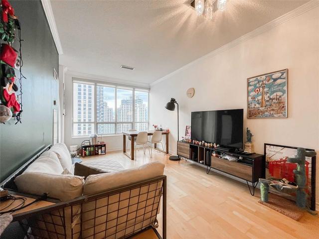 uph03 - 28 Byng Ave, Condo with 2 bedrooms, 2 bathrooms and 1 parking in Toronto ON | Image 2