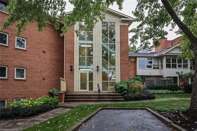 101 - 244 Lakeshore Road, House attached with 2 bedrooms, 2 bathrooms and 2 parking in St. Catharines ON | Image 11
