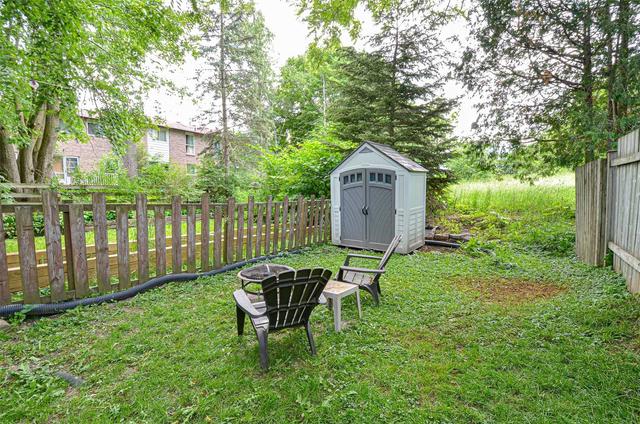 191 Lindsay St S, House attached with 3 bedrooms, 1 bathrooms and 2 parking in Kawartha Lakes ON | Image 13