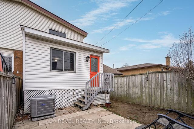 133 West Ave N, House semidetached with 3 bedrooms, 2 bathrooms and 4 parking in Hamilton ON | Image 32