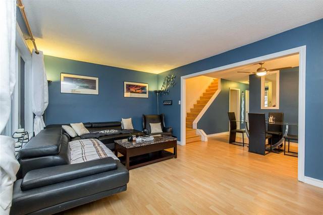 62 Tivoli Dr, Townhouse with 3 bedrooms, 2 bathrooms and 1 parking in Hamilton ON | Image 10