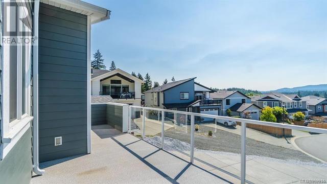 3954 Jingle Pot Rd, House detached with 5 bedrooms, 4 bathrooms and 5 parking in Nanaimo BC | Image 3