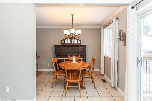 8 Islandview Crescent, House detached with 4 bedrooms, 2 bathrooms and 6 parking in Wasaga Beach ON | Image 14