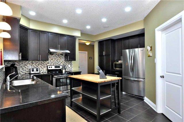 1060 Nantyr Dr, House detached with 4 bedrooms, 3 bathrooms and 2 parking in Innisfil ON | Image 8