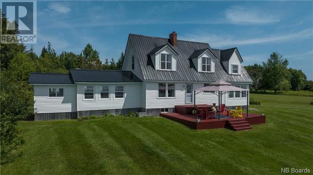 280 Holts Point Road, House detached with 3 bedrooms, 1 bathrooms and null parking in Saint Patrick NB | Image 6