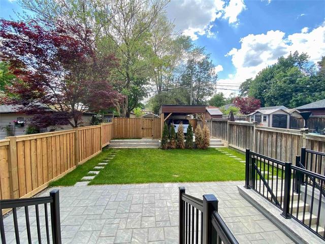 248 Sutherland Dr, House detached with 4 bedrooms, 5 bathrooms and 2 parking in Toronto ON | Image 7