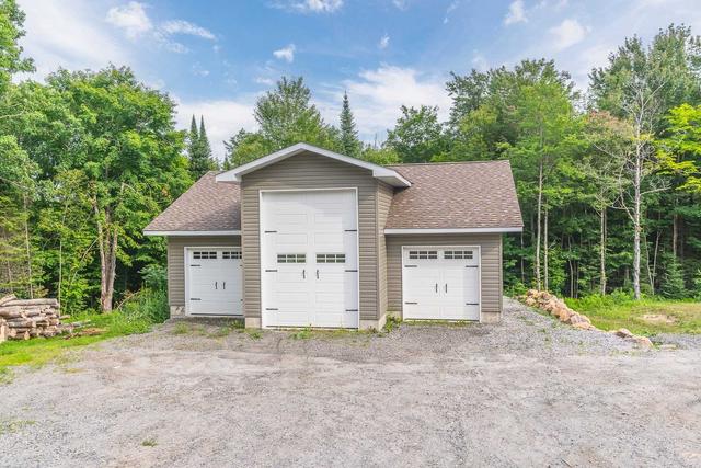 2568 Gelert Rd, House detached with 4 bedrooms, 3 bathrooms and 15 parking in Minden Hills ON | Image 28
