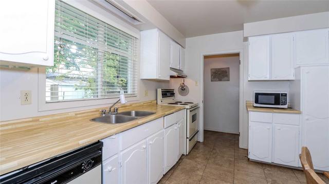 177 Steel St, House detached with 3 bedrooms, 2 bathrooms and 3 parking in Barrie ON | Image 11