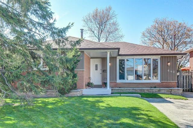 640 Netherton (Mainflr) Cres, House detached with 3 bedrooms, 1 bathrooms and 4 parking in Mississauga ON | Image 6