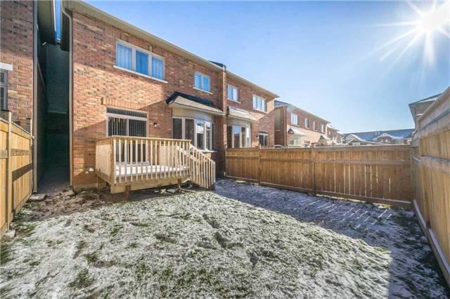 28 William Berczy Blvd, House attached with 3 bedrooms, 3 bathrooms and 2 parking in Markham ON | Image 13