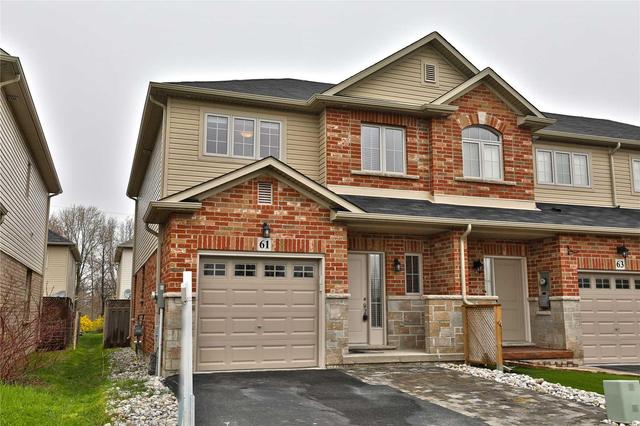 61 Redcedar Cres, House attached with 3 bedrooms, 3 bathrooms and 1 parking in Hamilton ON | Image 1