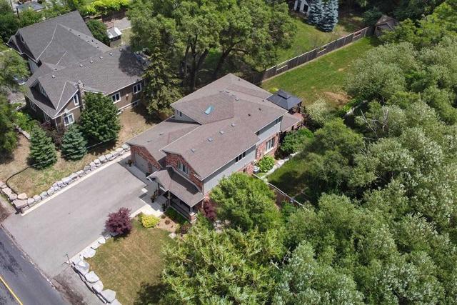 806 Old York Rd, House detached with 4 bedrooms, 4 bathrooms and 10 parking in Burlington ON | Image 23