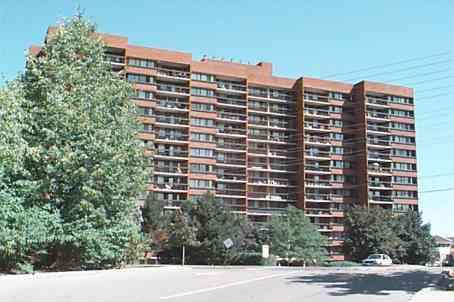 802 - 3501 Glen Erin Dr, Condo with 3 bedrooms, 1 bathrooms and 2 parking in Mississauga ON | Image 1