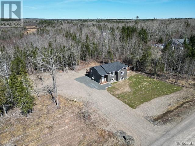 22 Bernadette Lane, House detached with 4 bedrooms, 2 bathrooms and null parking in Hanwell NB | Image 2