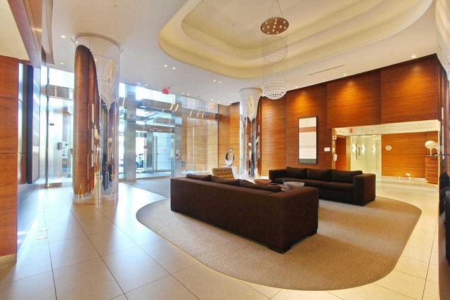 906 - 1 Valhalla Inn Rd, Condo with 1 bedrooms, 1 bathrooms and 1 parking in Toronto ON | Image 17