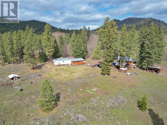 877 Hwy 5a, House other with 3 bedrooms, 1 bathrooms and 2 parking in Okanagan Similkameen H BC | Image 30