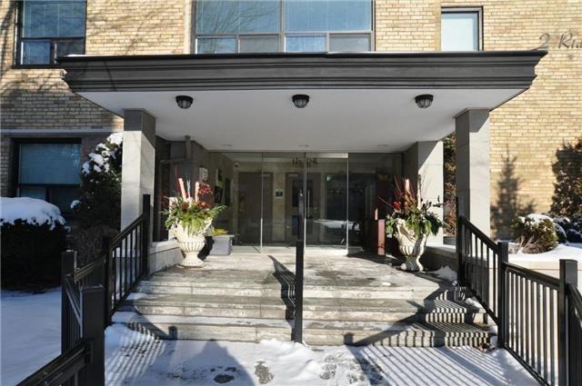 103 - 2 Ridelle Ave, Condo with 2 bedrooms, 1 bathrooms and 1 parking in Toronto ON | Image 3