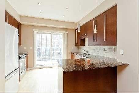 th100 - 117a The Queensway Ave, Townhouse with 3 bedrooms, 2 bathrooms and 1 parking in Toronto ON | Image 2