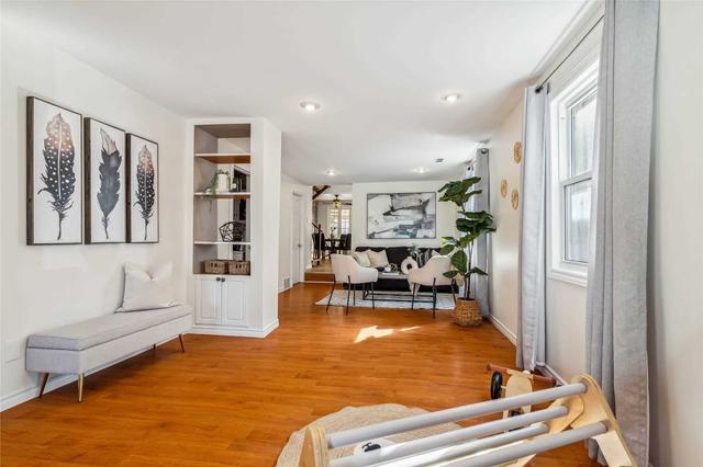 15 East 23rd St, House detached with 3 bedrooms, 2 bathrooms and 4 parking in Hamilton ON | Image 36