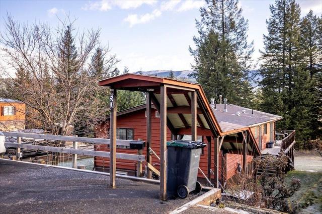 50 Cariboo Drive, House detached with 5 bedrooms, 3 bathrooms and 4 parking in Elkford BC | Image 23