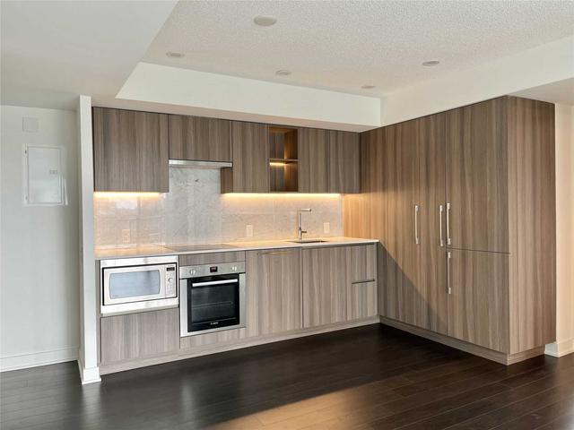 1703 - 19 Bathurst St, Condo with 1 bedrooms, 1 bathrooms and 0 parking in Toronto ON | Image 3