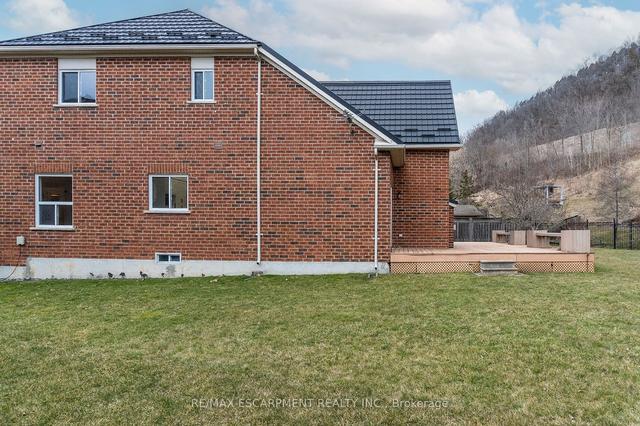 56 Brydale Crt, House detached with 4 bedrooms, 4 bathrooms and 7 parking in Hamilton ON | Image 26