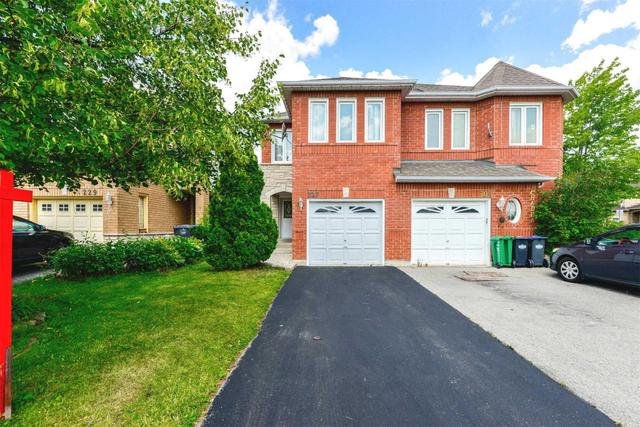 227 Pressed Brick Dr, House semidetached with 3 bedrooms, 3 bathrooms and 2 parking in Brampton ON | Image 1