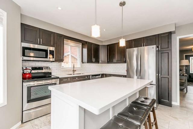 120 James St, House detached with 3 bedrooms, 3 bathrooms and 3 parking in Barrie ON | Image 7