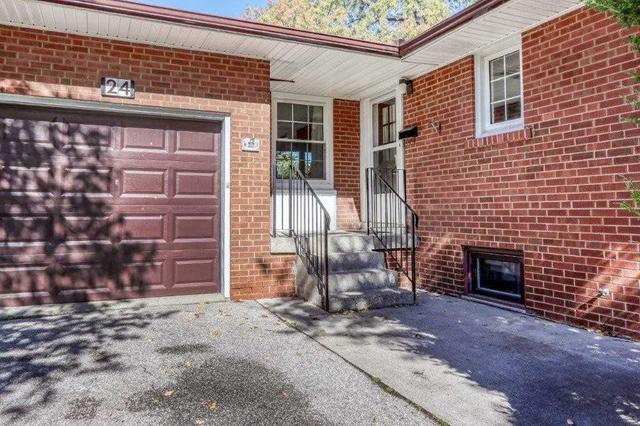 24 Trophy Dr, House detached with 3 bedrooms, 2 bathrooms and 5 parking in Toronto ON | Image 23