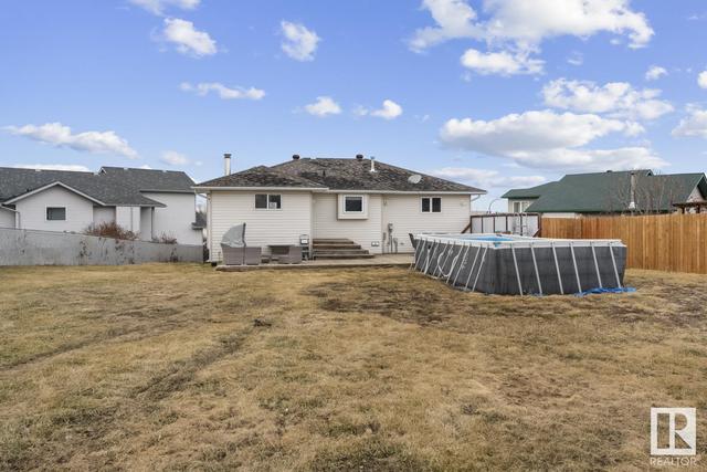 1808 7 St, House detached with 6 bedrooms, 3 bathrooms and null parking in Cold Lake AB | Image 40